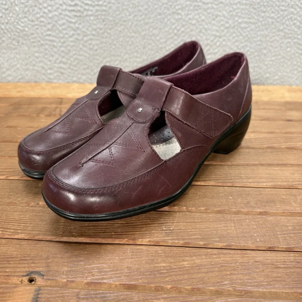 Thom McAn Shoes Womens 9W‎ Cranberry Hilliard Leather Mary Jane Loafers Preppy